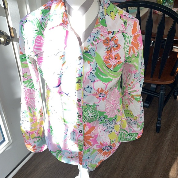 Lilly Pulitzer for Target button down - Picture 3 of 6